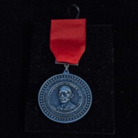 Medalha José Baesso. Medalha concedida ao maçom que completaram 33 anos de trabalhos maçônicos. Medalha José Baesso. Medalha concedida ao maçom que completaram 33 anos de trabalhos maçônicos.